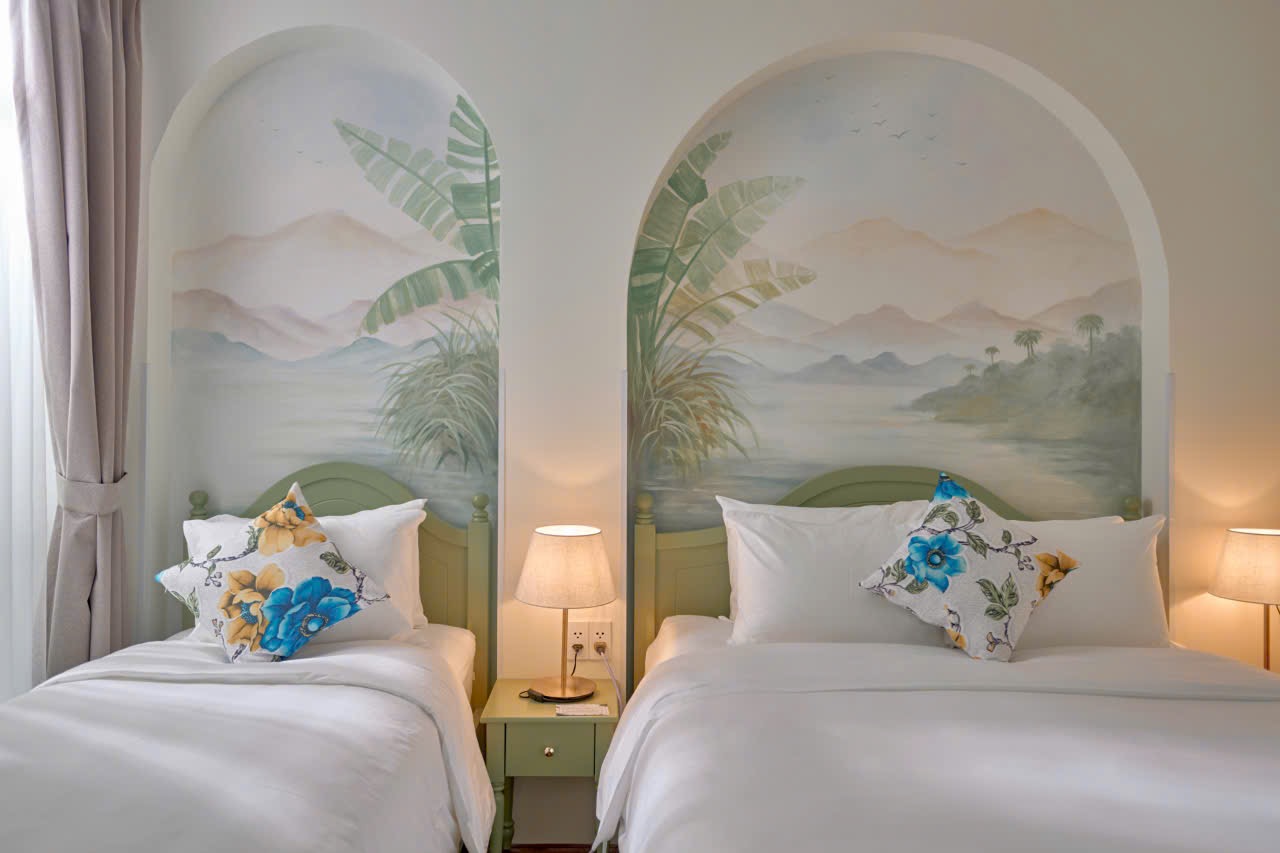 hotel-img